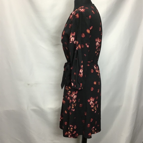 Long Sleeved Floral Dress - Picture 4 of 11